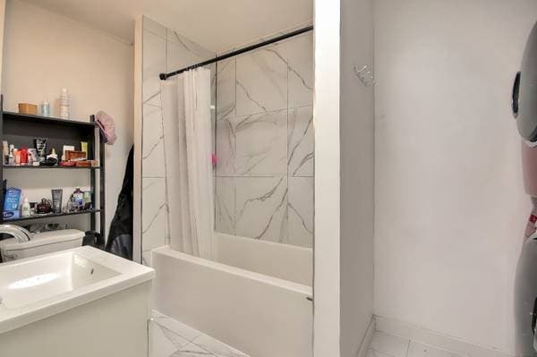 6927 -6931 Rue Hutchison, Montréal (Villeray/Saint-Michel/Parc-Extension) — photo 6