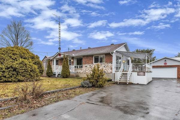 412 Côte St-Charles, Papineauville — photo 1