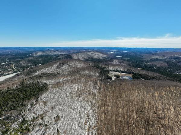 Ch. Champagne, Sainte-Lucie-des-Laurentides — photo 13