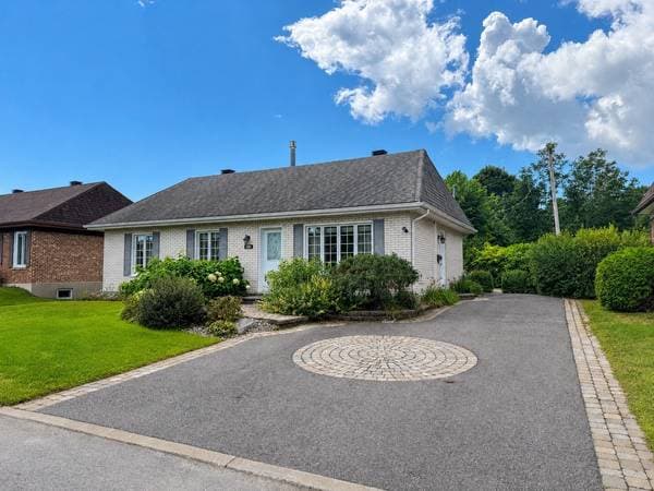 1504 Rue du Bosquet, L'Ancienne-Lorette — photo 2