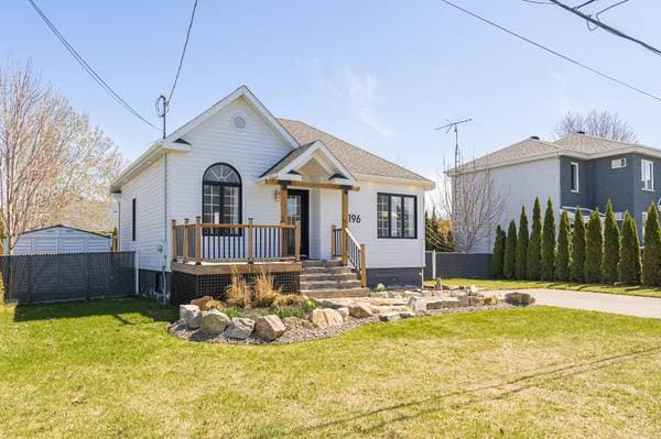 196 16e Avenue, Saint-Zotique — photo 3