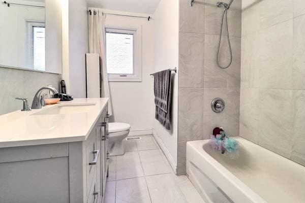 30 -30B Av. Laval, Laval (Laval-des-Rapides) — photo 7