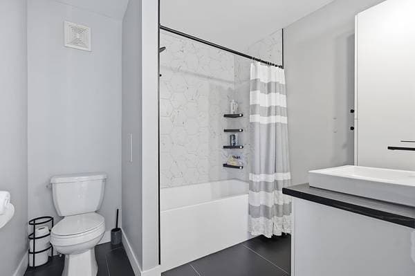 528 Rue Principale, Saint-Léon-de-Standon — photo 16