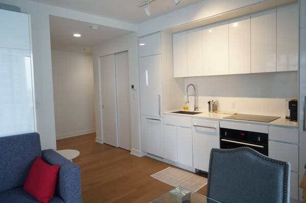 1288 Av. des Canadiens-de-Montréal #1104, Montréal (Ville-Marie) — photo 9
