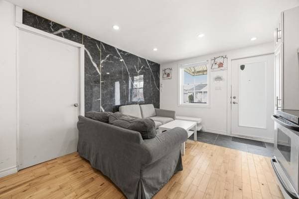 858 Rue Front, Longueuil (le Vieux-Longueuil) — photo 4