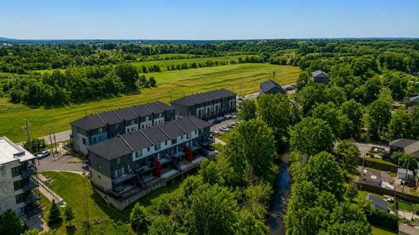condo — 9255 Boul. de la Grande-Allée #202, Mirabel