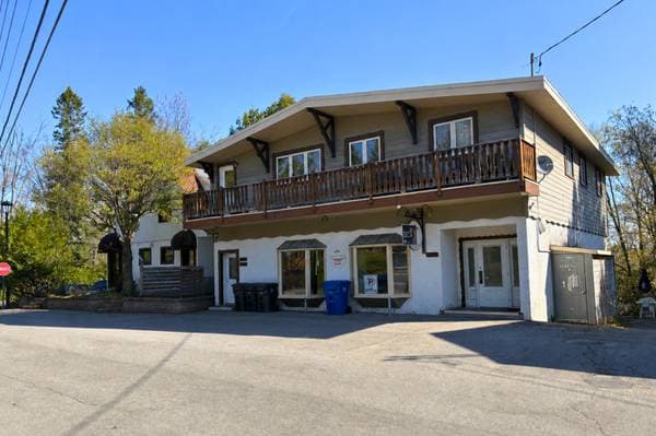 1141 -1145 Rue Émile-Cochand, Sainte-Adèle — photo 17
