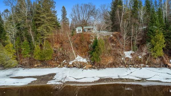 18 Ch. de la Rivière, Lac-du-Cerf — photo 25