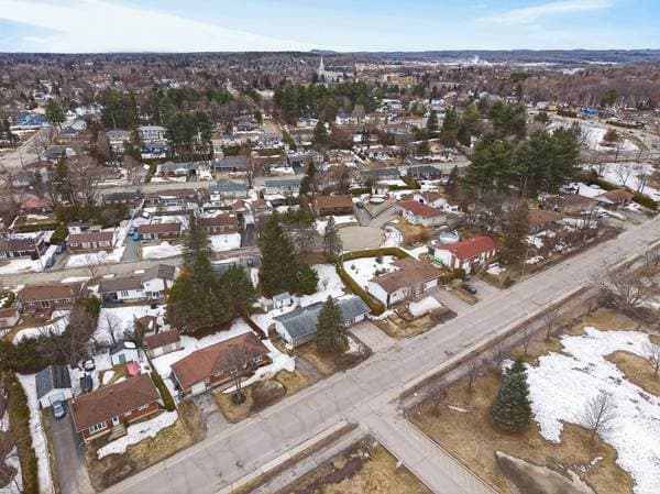 587 Rue Maclaren E., Gatineau (Buckingham) — photo 39
