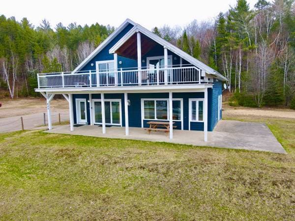 400 Ch. du Lac-Taureau, Saint-Michel-des-Saints — photo 2