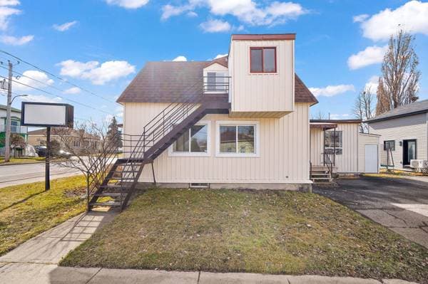 602 -604 Rue Ste-Rose, La Prairie — photo 17