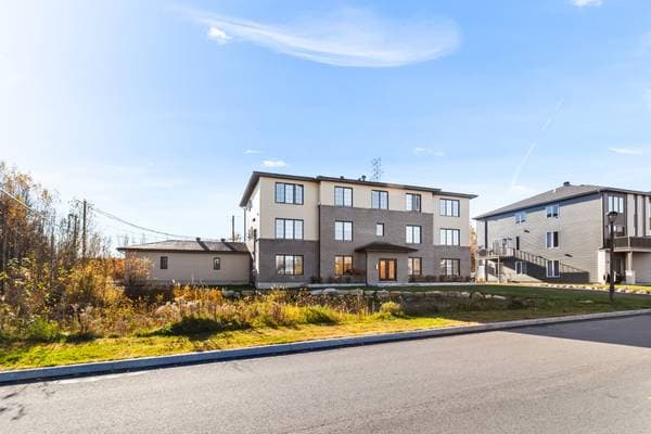 13575 Rue du Médoc, Mirabel — photo 2