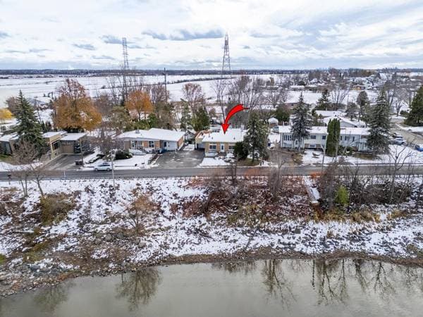 8160 Boul. des Mille-Îles, Laval (Saint-François) — photo 43