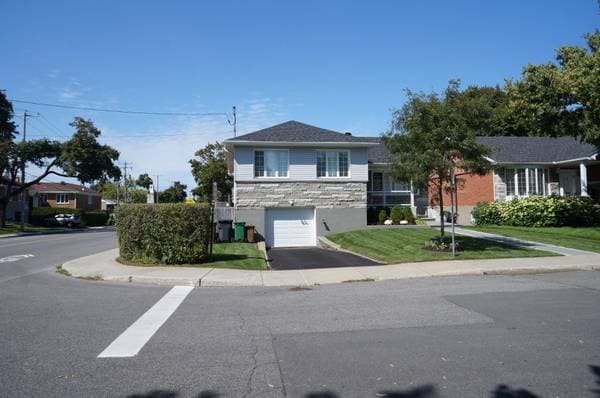 2495 Rue Valade, Montréal (Saint-Laurent) — photo 1