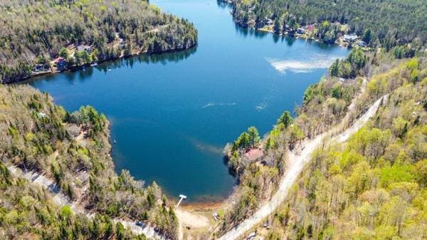 land — Ch. du Lac-Équerre, Lac-Supérieur