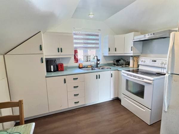 105 Av. Doucet, Mont-Joli — photo 2