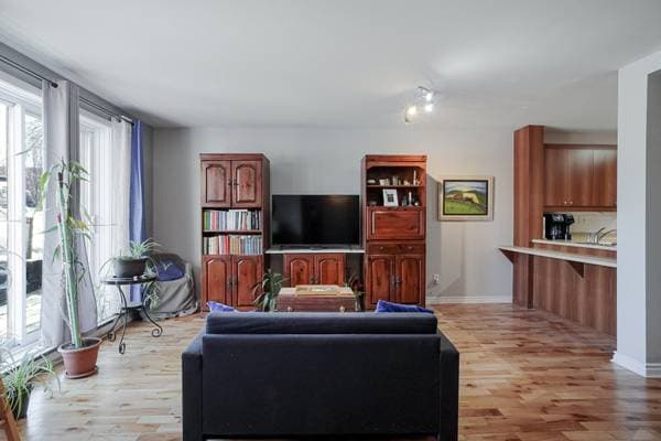 7020 27e Avenue, Montréal (Saint-Léonard) — photo 3