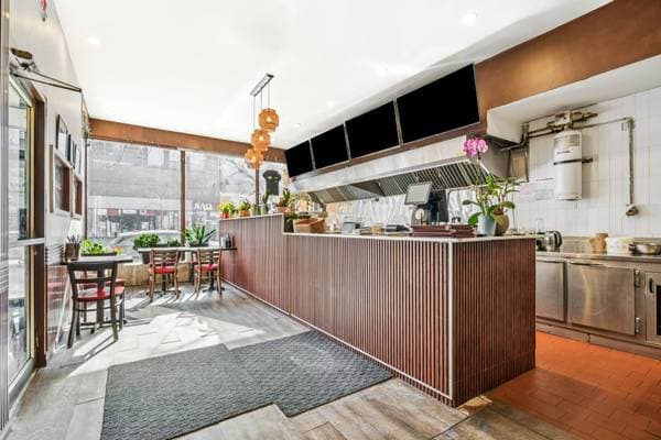 1689 Av. du Mont-Royal E., Montréal (le Plateau-Mont-Royal) — photo 5