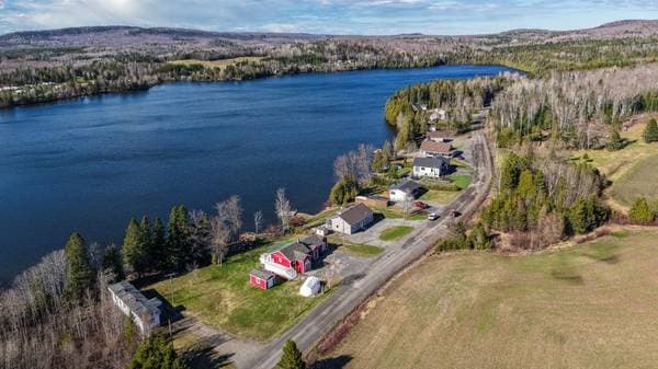 9 Ch. Marcoux, Sayabec — photo 1
