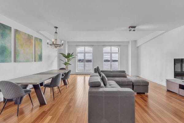 condo — 1000 Rue de la Commune E. #410, Montréal (Ville-Marie)