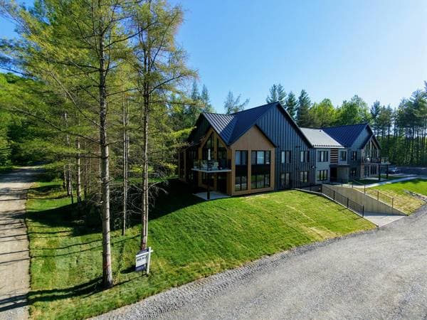 136 Rue du Flanc-Sud, Magog — photo 4