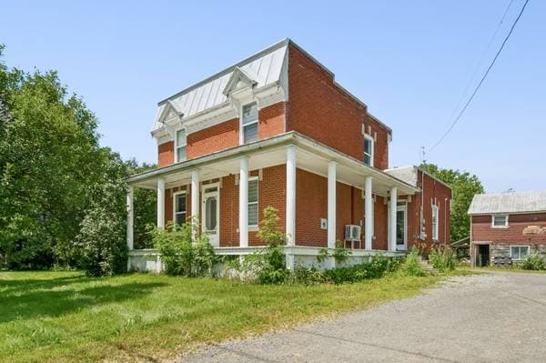 1621 Côte Joseph, Saint-Lin/Laurentides — photo 1