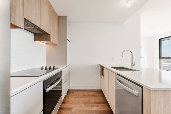 200 Rue Marie-Charles-Le Moyne #1424, Longueuil (le Vieux-Longueuil) — photo 2