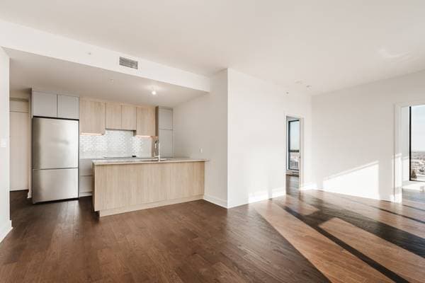 200 Rue Marie-Charles-Le Moyne #1424, Longueuil (le Vieux-Longueuil) — photo 4