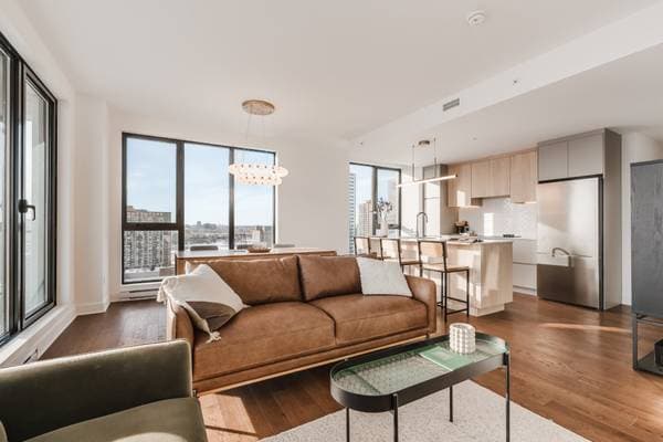 200 Rue Marie-Charles-Le Moyne #1801, Longueuil (le Vieux-Longueuil) — photo 6