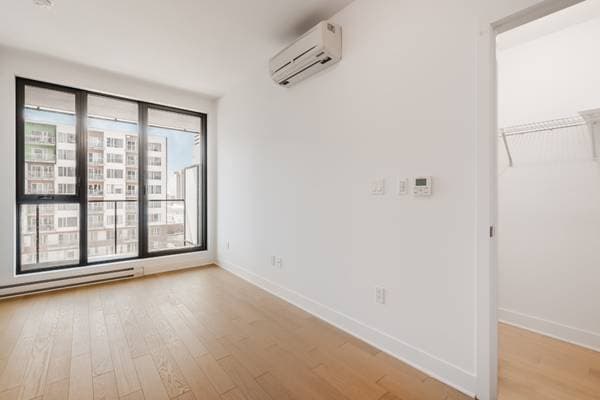200 Rue Marie-Charles-Le Moyne #703, Longueuil (le Vieux-Longueuil) — photo 4