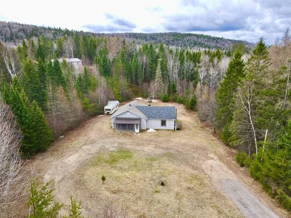 house — 111 Ch. Dufour, Saint-Michel-des-Saints