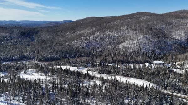 Ch. de la Côte-aux-Trembles, Lac-Supérieur — photo 9