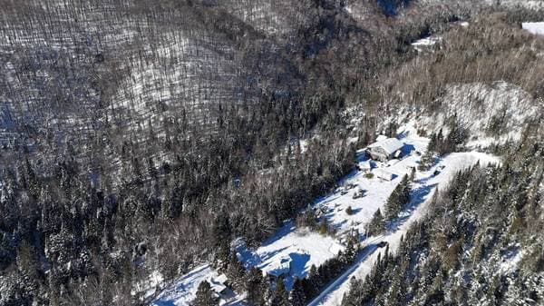 Ch. de la Côte-aux-Trembles, Lac-Supérieur — photo 6