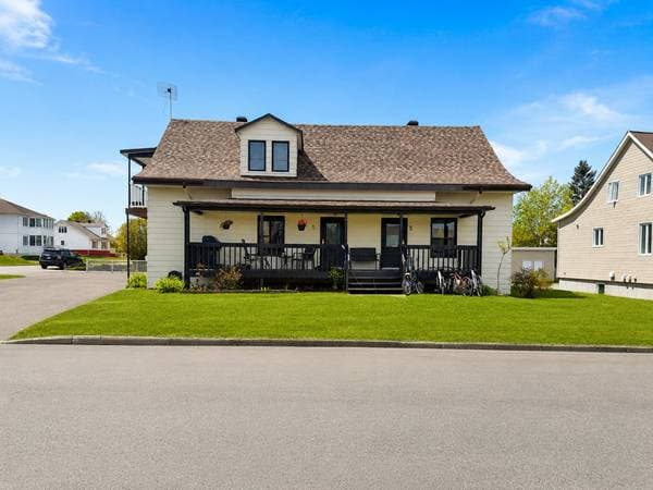 5 3e Avenue, Rimouski — photo 1