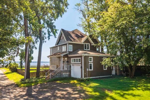 111 Av. Lefebvre, Pointe-Calumet — photo 1