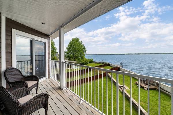 111 Av. Lefebvre, Pointe-Calumet — photo 4