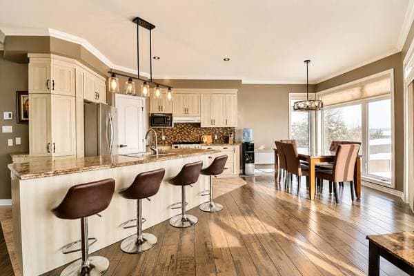 111 Av. Lefebvre, Pointe-Calumet — photo 10
