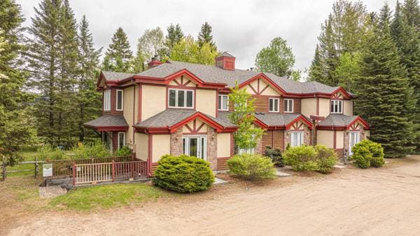condo — 1752 Ch. du Golf, Mont-Tremblant