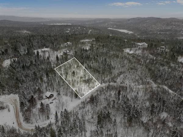 Ch. de la Source, Sainte-Lucie-des-Laurentides — photo 3