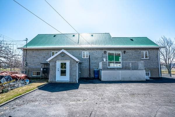 10801 Boul. Ste-Anne, Sainte-Anne-de-Beaupré — photo 3