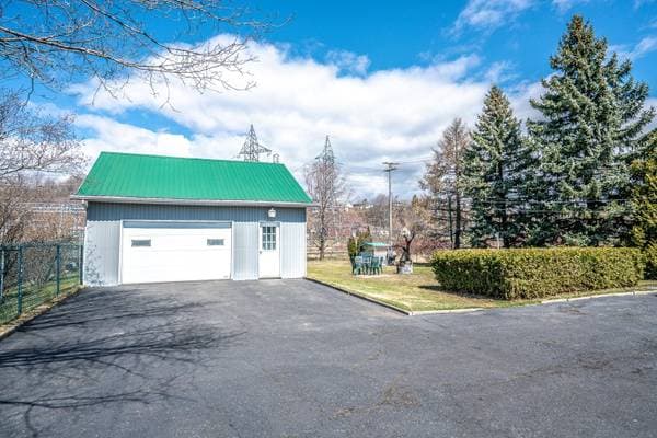 10801 Boul. Ste-Anne, Sainte-Anne-de-Beaupré — photo 6