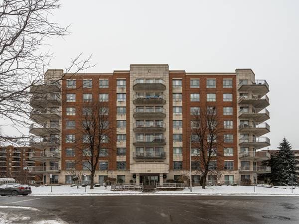 condo — 2535 Rue Modugno #603, Montréal (Saint-Laurent)