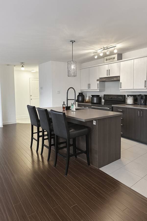 7115 Rue de Lanivet #8, Brossard — photo 1