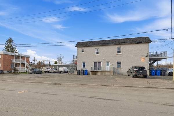 3040 Rue Harvey, Longueuil (Saint-Hubert) — photo 6