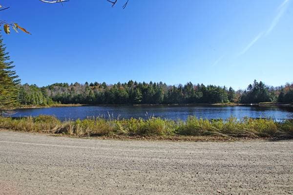 land — 25 Ch. des Lacs, Wentworth