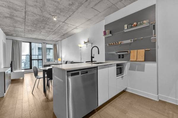 condo — 195 Rue Peel #1603, Montréal (le Sud-Ouest)