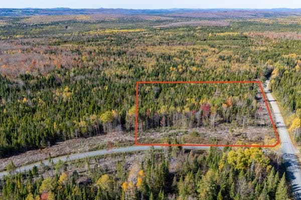 land — 3e Rang, Sainte-Cécile-de-Whitton