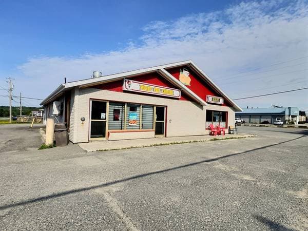 45 Rue des Oblats N., Ville-Marie — photo 3