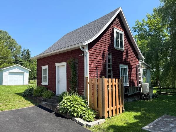 8 Route 132 O., Sainte-Anne-de-la-Pocatière — photo 15