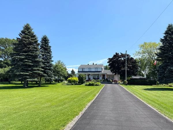 8 Route 132 O., Sainte-Anne-de-la-Pocatière — photo 6